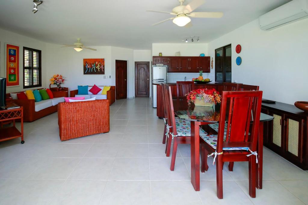 Cabarete Palm Beach Condos Экстерьер фото